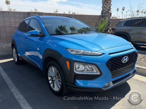 Used 2021 Hyundai Kona SEL Plus FWD image 2