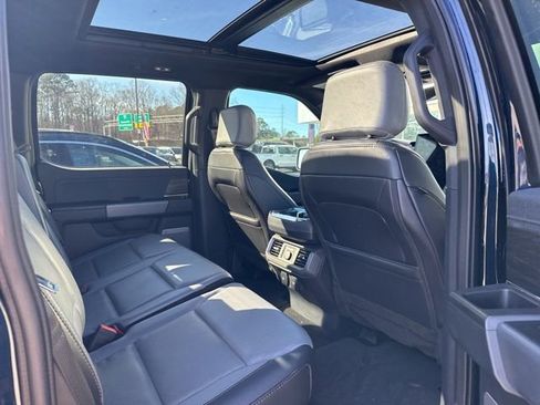 Used 2024 Ford F150 Lightning Lariat image 34