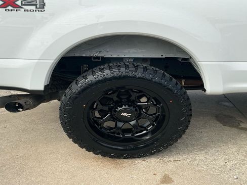 Used 2022 Ford F250 XLT w/ FX4 Off-Road Package AWD/4WD image 28