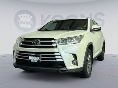 Used 2019 Toyota Highlander XLE