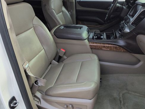 Used 2015 Chevrolet Suburban LTZ AWD/4WD image 30