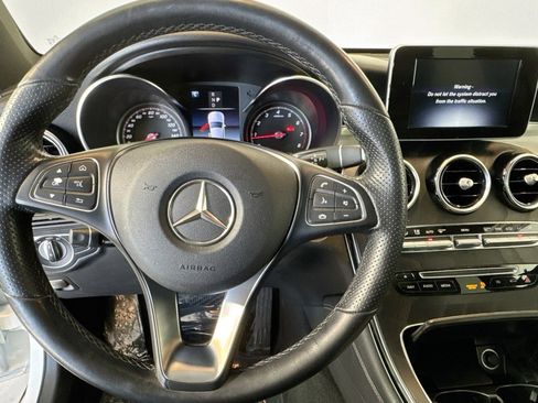 Used 2019 Mercedes-Benz GLC 300 image 11