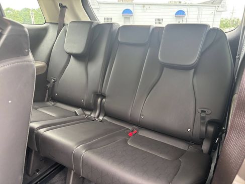 Used 2026 Kia Carnival FWD image 30