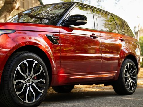 Used 2019 Land Rover Range Rover Sport HSE Dynamic image 6