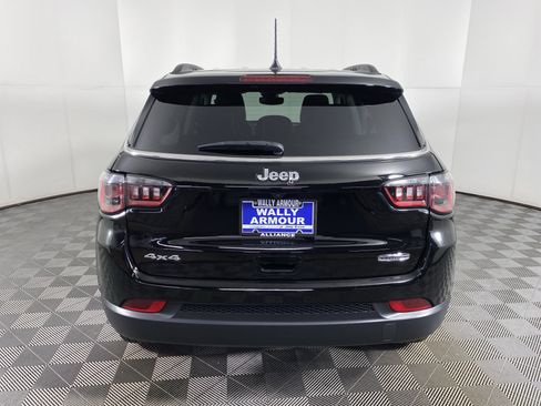 Used 2022 Jeep Compass Latitude w/ Convenience Group image 8