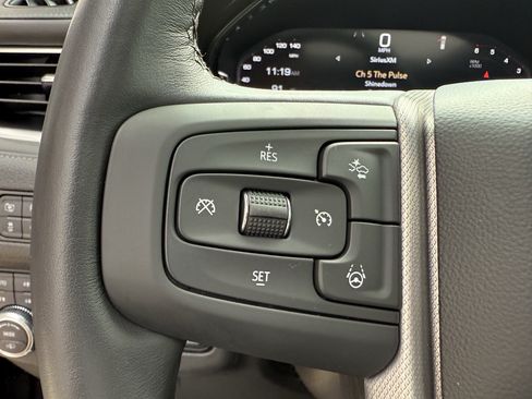 Used 2024 GMC Yukon XL Denali w/ Advanced Technology Package AWD/4WD image 15
