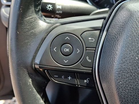 Used 2019 Toyota Camry SE FWD image 20