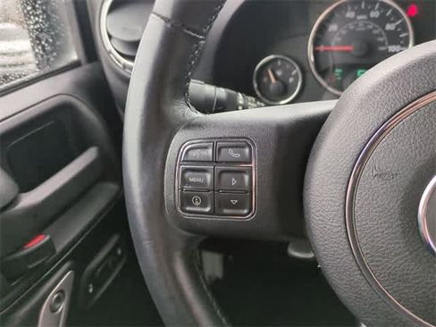 Used 2015 Jeep Wrangler Unlimited Sahara w/ Connectivity Group image 24