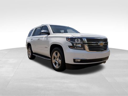 Used 2018 Chevrolet Tahoe Premier RWD image 8