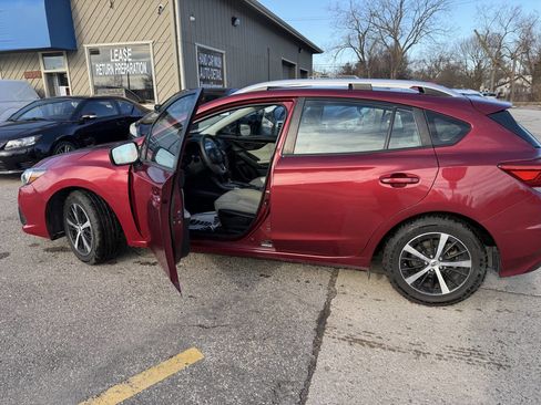 Used 2021 Subaru Impreza 2.0i Premium image 27