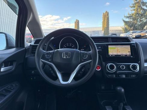 Used 2018 Honda Fit EX image 17