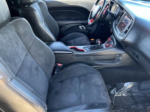 Certified 2021 Dodge Challenger GT w/ Plus Package image 10