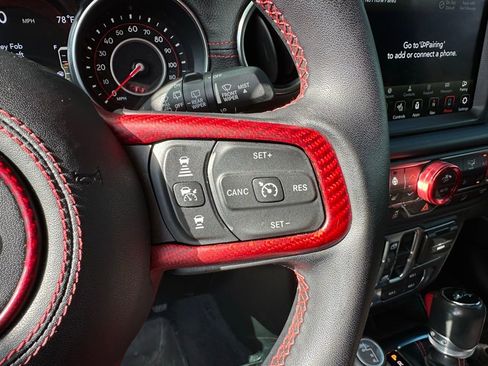 Used 2021 Jeep Wrangler Unlimited Rubicon image 16