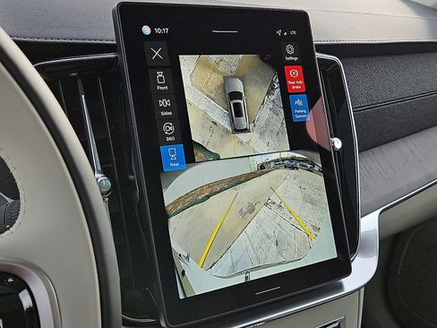 New 2026 Volvo XC90 B6 Ultra w/ Protection Package AWD/4WD image 16