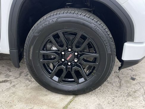 New 2026 GMC Sierra 1500 Elevation AWD/4WD image 32