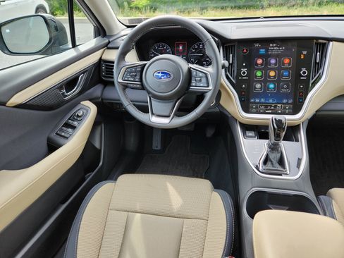 Certified 2025 Subaru Outback Premium AWD/4WD image 13