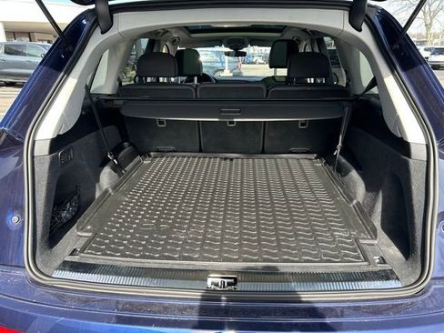 Used 2022 Audi Q7 3.0T Premium AWD/4WD image 27