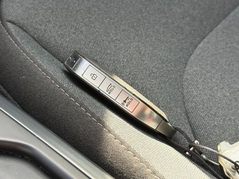 Used 2025 Kia K4 LXS image 23