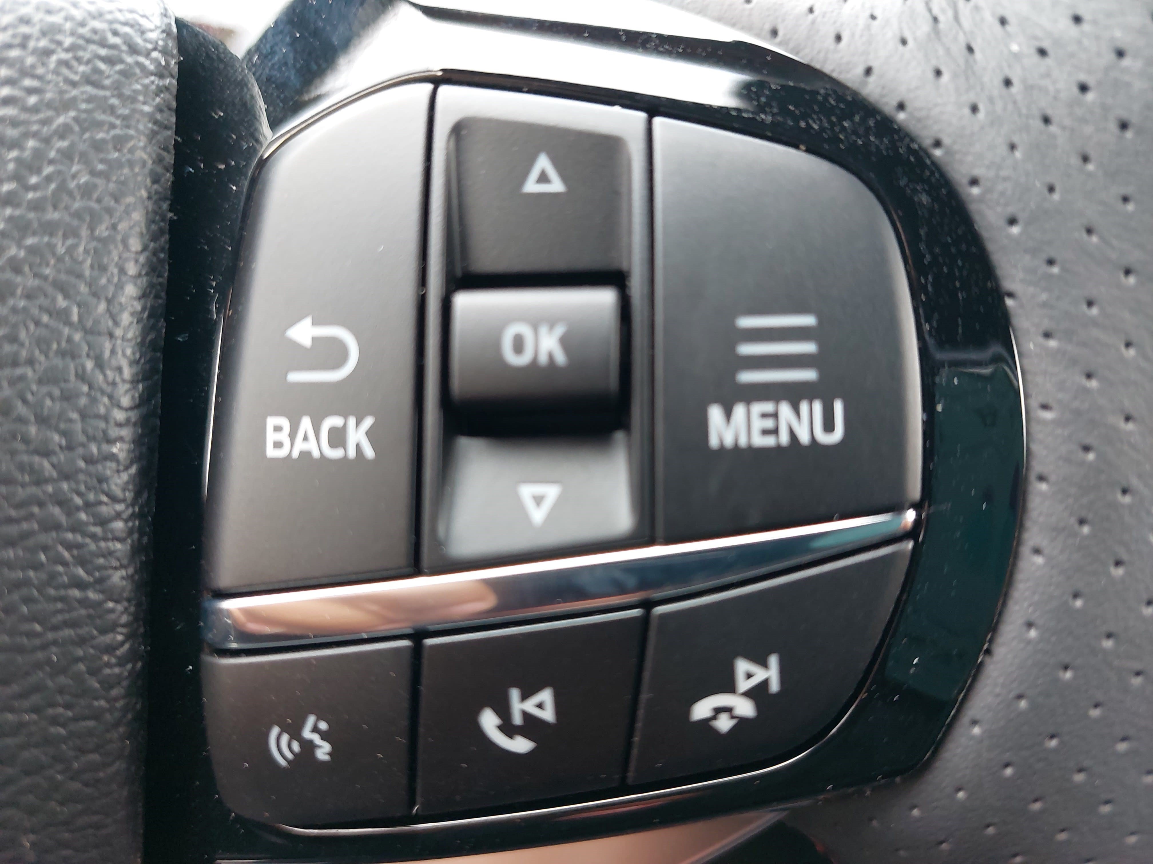 New 2026 Ford Explorer ST-Line w/ ST-Line Street Pack RWD image 18