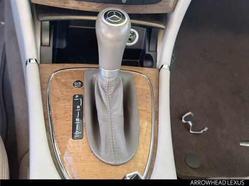 Used 2009 Mercedes-Benz E 350 Sedan image 12