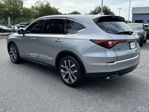 Used 2024 Acura MDX w/ Technology Package FWD image 3