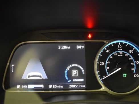 Certified 2023 Nissan Leaf SV Plus FWD image 26