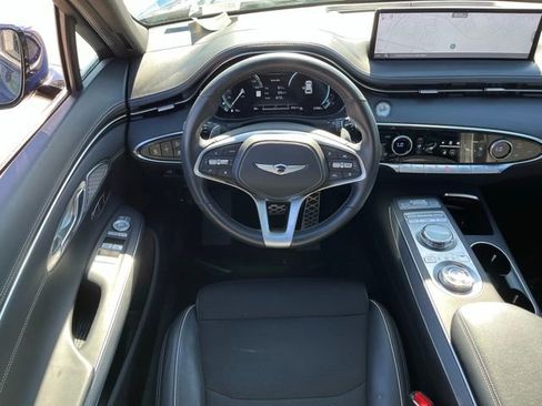 Used 2023 Genesis GV70 2.5T w/ Sport Prestige Package image 8