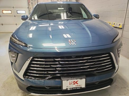 New 2026 Buick Enclave Preferred w/ Power Package image 6