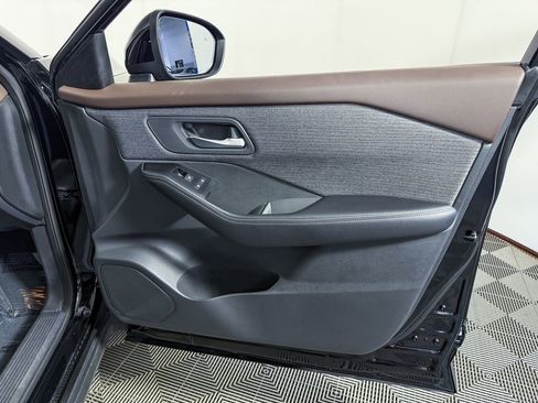 Certified 2022 Nissan Rogue SV image 45