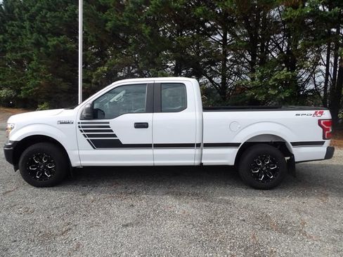 Used 2018 Ford F150 XL w/ Equipment Group 101A Mid RWD image 2