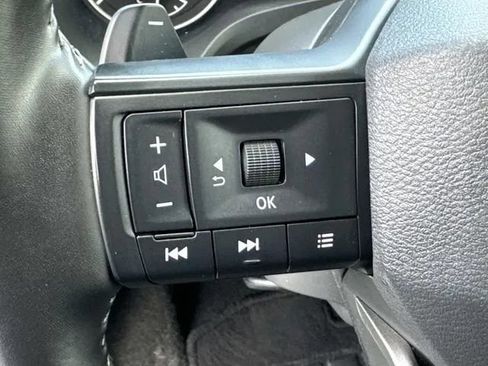 Used 2025 Nissan Rogue SV AWD/4WD image 35