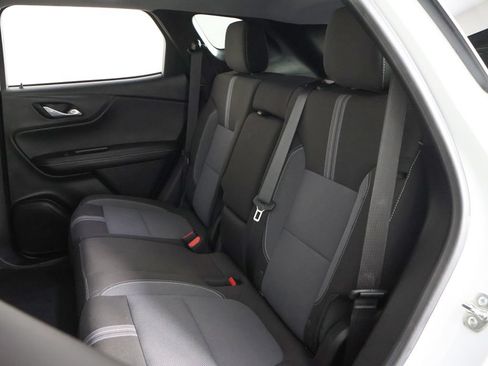 Used 2024 Chevrolet Blazer LT w/ Convenience Package FWD image 32
