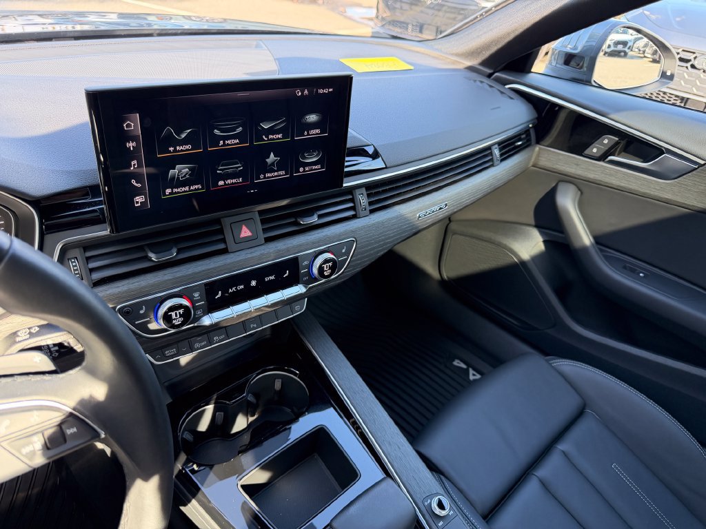 Used 2024 Audi A4 2.0T Premium AWD/4WD image 19
