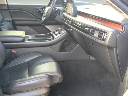 Used 2023 Lincoln Aviator Grand Touring w/ Equipment Group 301A AWD/4WD image 23