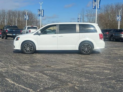 Used 2019 Dodge Grand Caravan GT FWD image 5