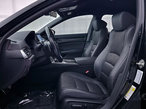 Used 2019 Honda Accord Sport image 18