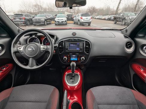 Used 2013 Nissan Juke SV image 3