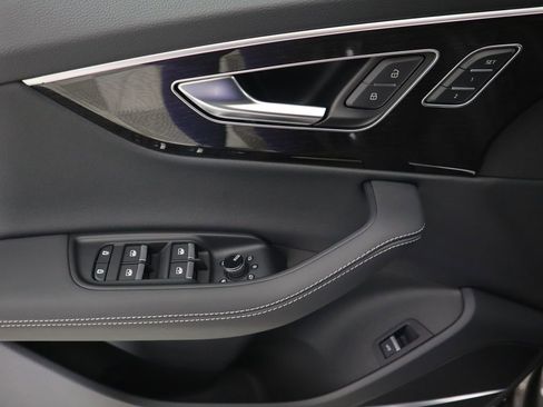 Used 2026 Audi Q7 3.0T Premium Plus w/ Premium Plus Package image 27