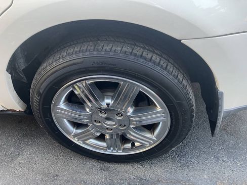 Used 2009 Ford Taurus Limited AWD/4WD image 31