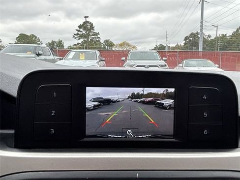 Used 2022 Ford Escape S image 17