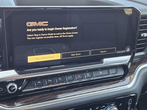 New 2026 GMC Sierra 1500 SLE w/ Preferred Package image 13