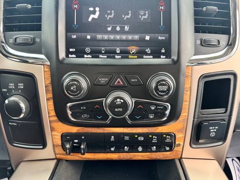 Used 2018 RAM 2500 Longhorn image 12