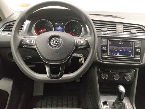 Used 2018 Volkswagen Tiguan S FWD image 22