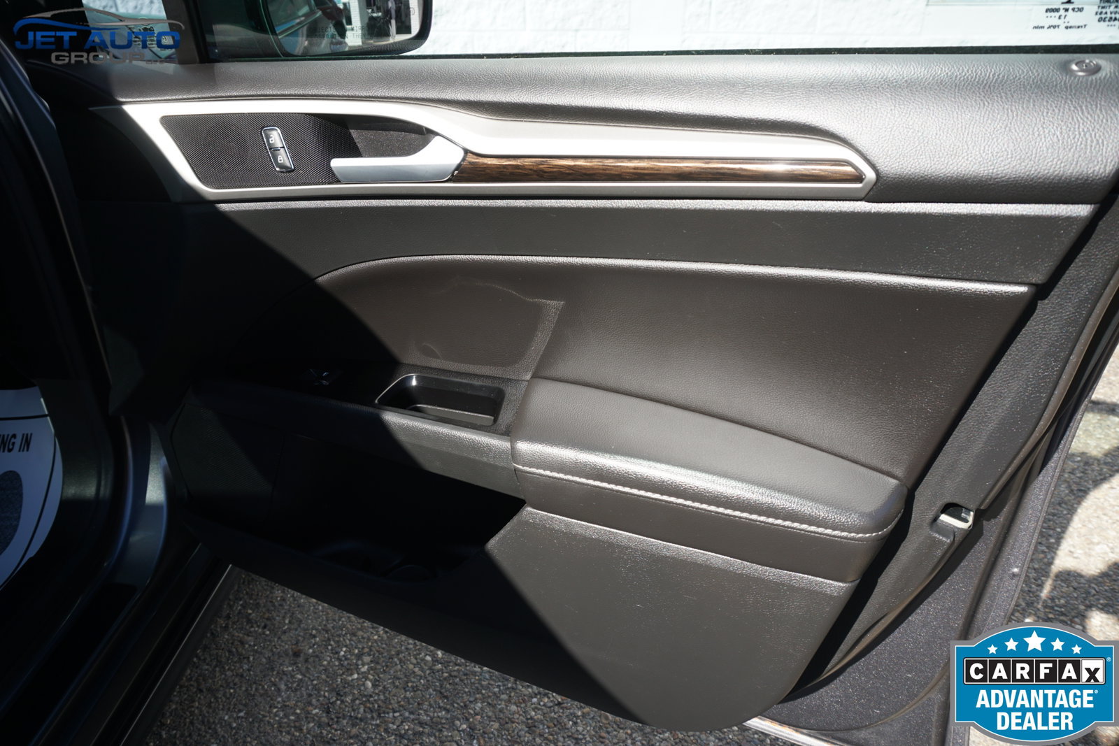 Used 2014 Ford Fusion SE w/ Equipment Group 502A FWD image 22
