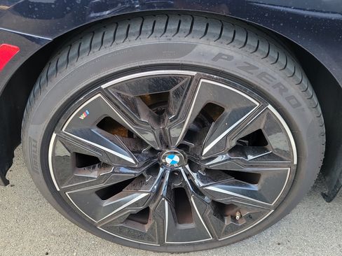 Used 2023 BMW 740i RWD image 6