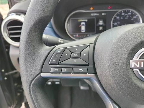 Used 2025 Nissan Versa SV FWD image 23