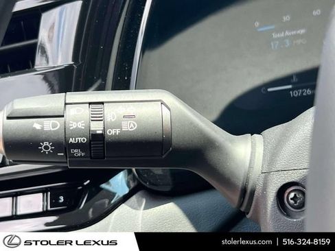 Used 2025 Lexus RX 350 Premium w/ Accessory Package AWD/4WD image 29