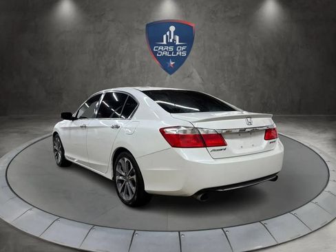 Used 2015 Honda Accord Sport image 3