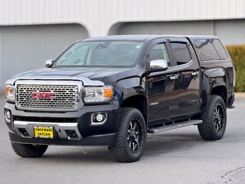 Used 2017 GMC Canyon Denali image 14