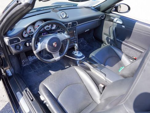 Used 2010 Porsche 911 Carrera 4S AWD/4WD image 18